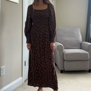 Lush Ditsy Peasant Dress